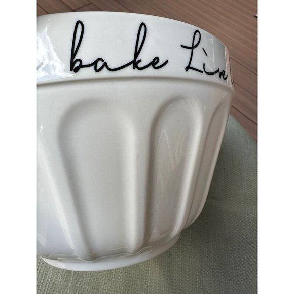 California Pantry "Live love bake" Kitchen Mixing Serving Bowl 2022 - Picture 8 of 13